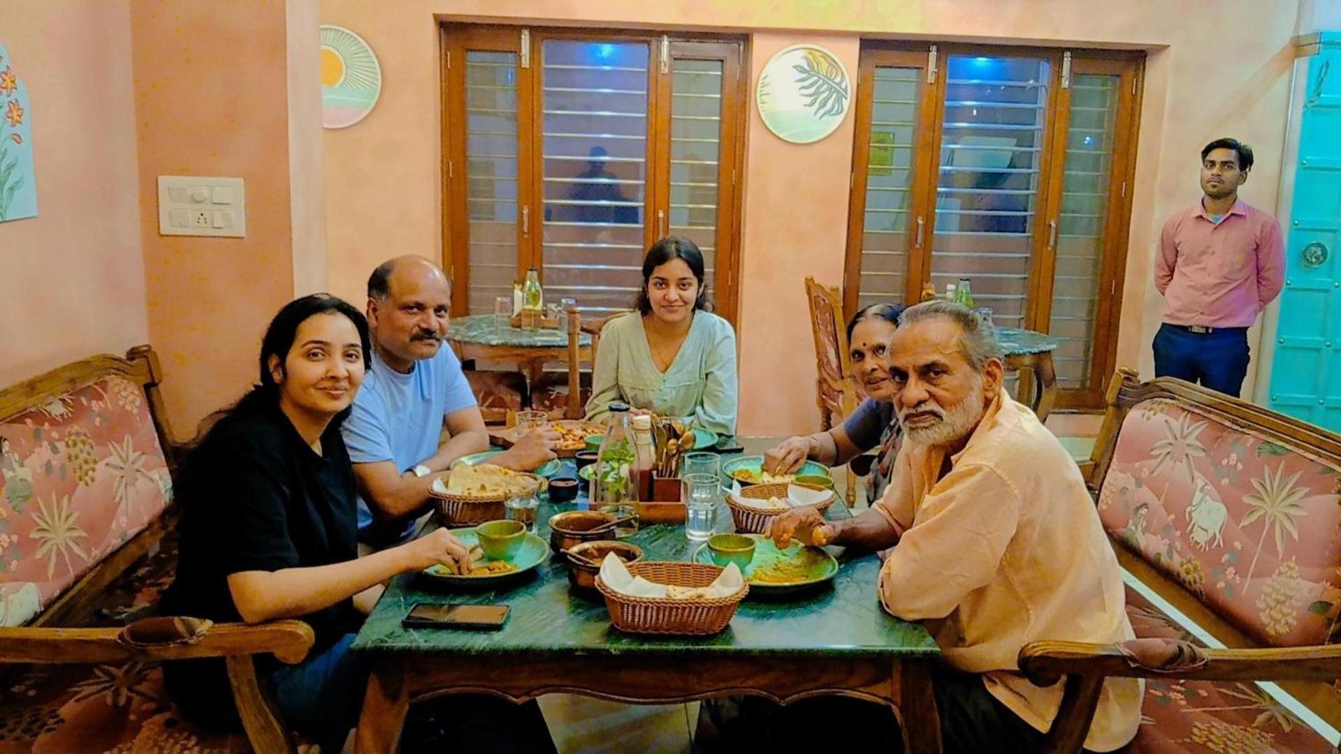 Baari The House Of Fusion Hotel Jaipur Bagian luar foto
